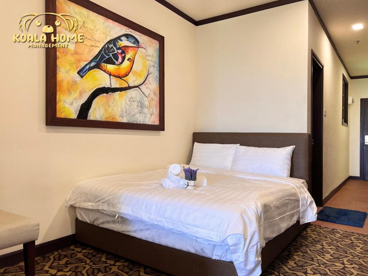 Riviera Hotel By Owner Malacca Exterior foto